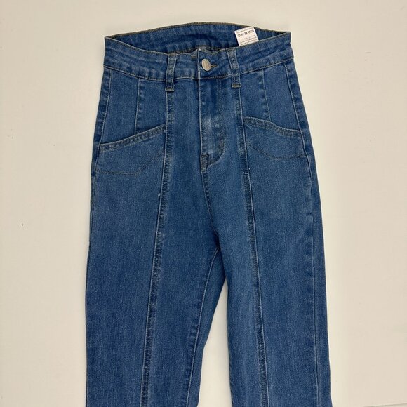 Shein Flare Raw Hem Women's size 2 Medium Blue Denim Jeans - Picture 2 of 4